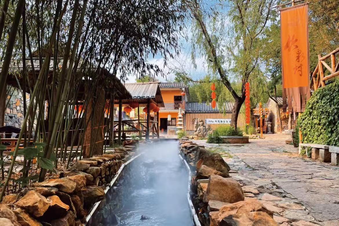 Zhuquan Village